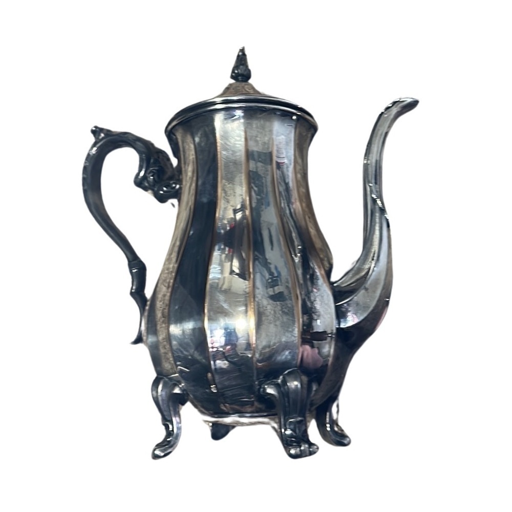 WM Rogers 1001 Vintage, Antique Silver Plated Teapot Coffee Pot Hinged Lid‎